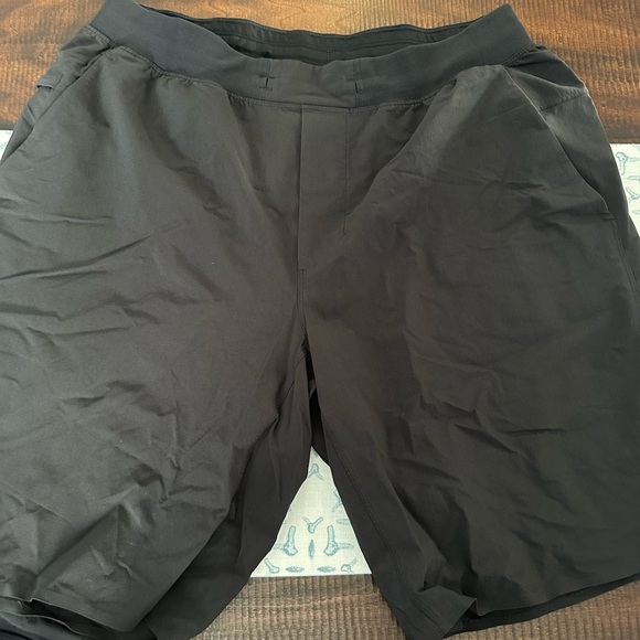 Lululemon - Picture 6 of 7